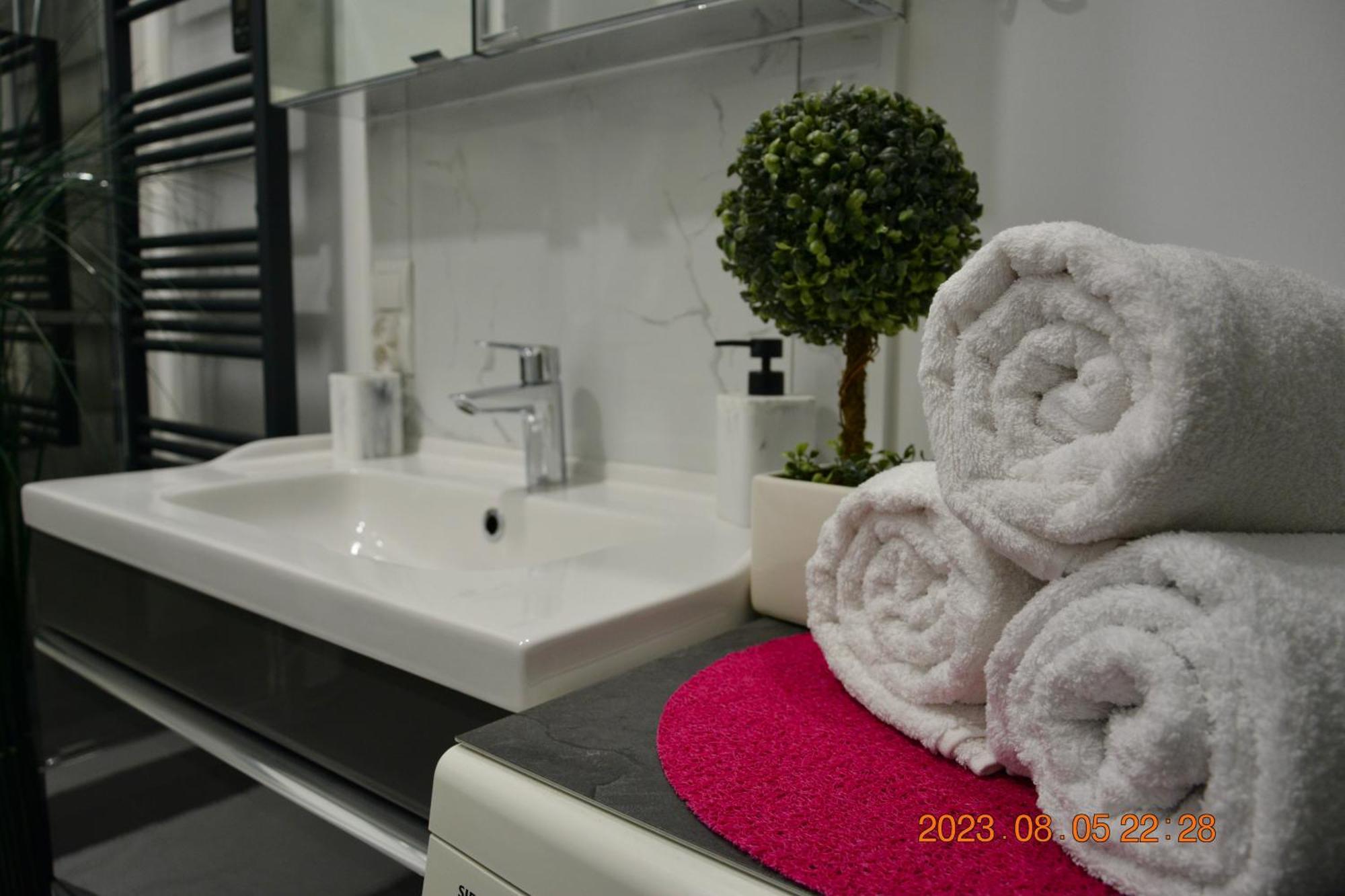 Apartment Near Old Town 克拉科夫 外观 照片